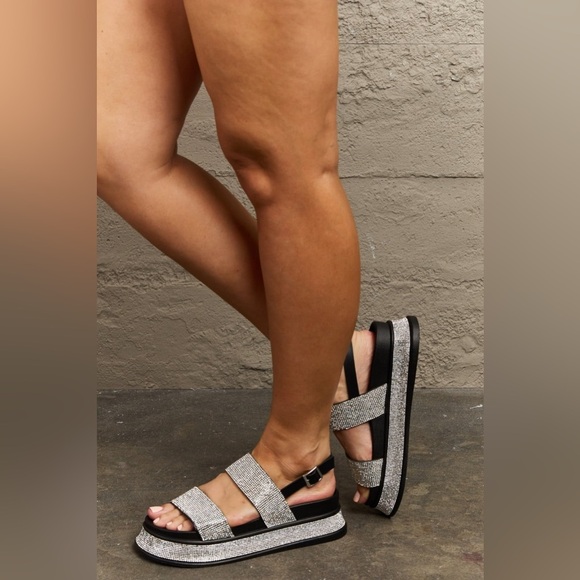 Qupid  Shine On Platform Rhinestone Slingback Sandal - Picture 4 of 7